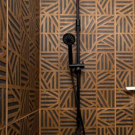 Stella's Little Island Gem *